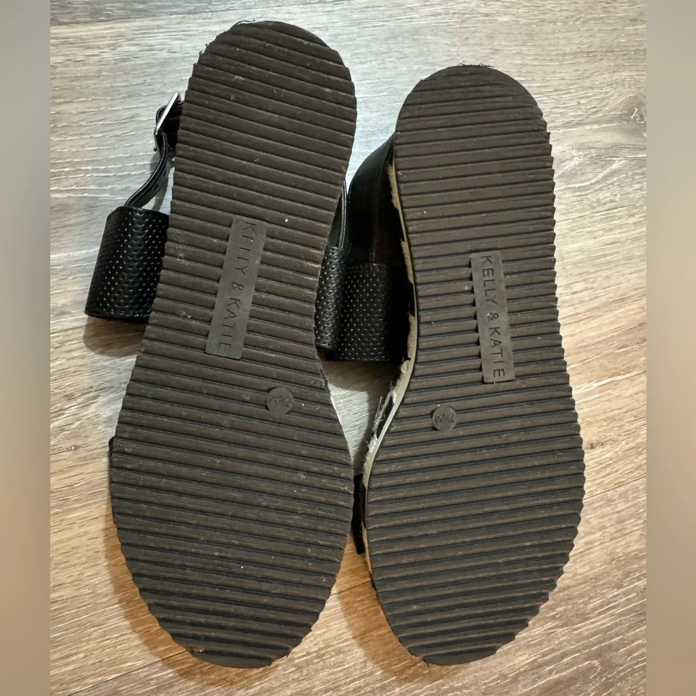 Kelly and Katie platform sandals